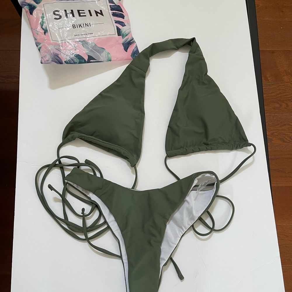 SHEIN 2-piece bikini set. Size small in green.